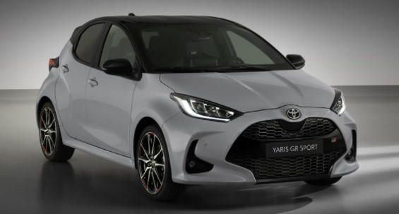 Toyota Yaris GR Sport lanzamiento en 2022