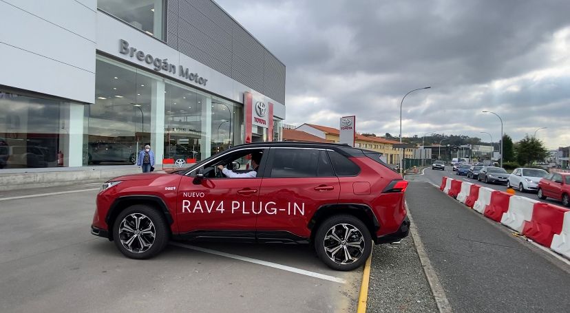 Rav4 Plug-in híbrido enchufable