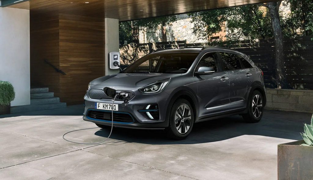 Kia E-Niro en cargador doméstico