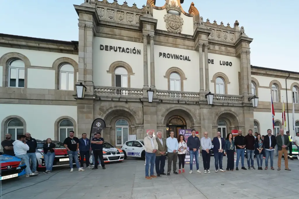 Ceremonia de presentación del Rally San Froilán delante de la Deputación de Lugo