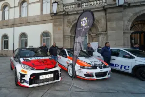 Ceremonia de presentación del Rally San Froilán delante de la Deputación de Lugo