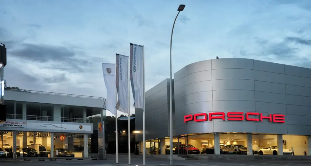 centro porsche a coruña